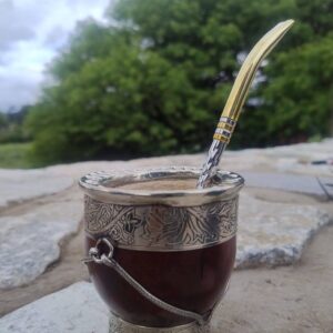 Criollo Porongo Tradicional con Virola Cincelada, Riendas y Base en Alpaca